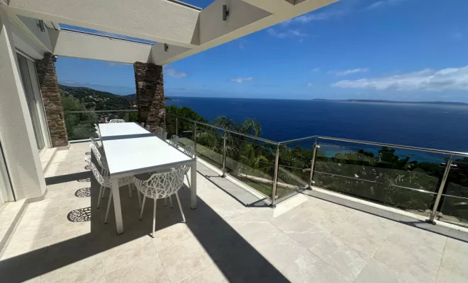 Location saisonnière villa avec belle vue au Lavandou , Lavandou, LB Conciergerie
